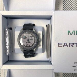 Swatch x Omega Moonswatch Mission To Earthphase Watch | Velcro Band